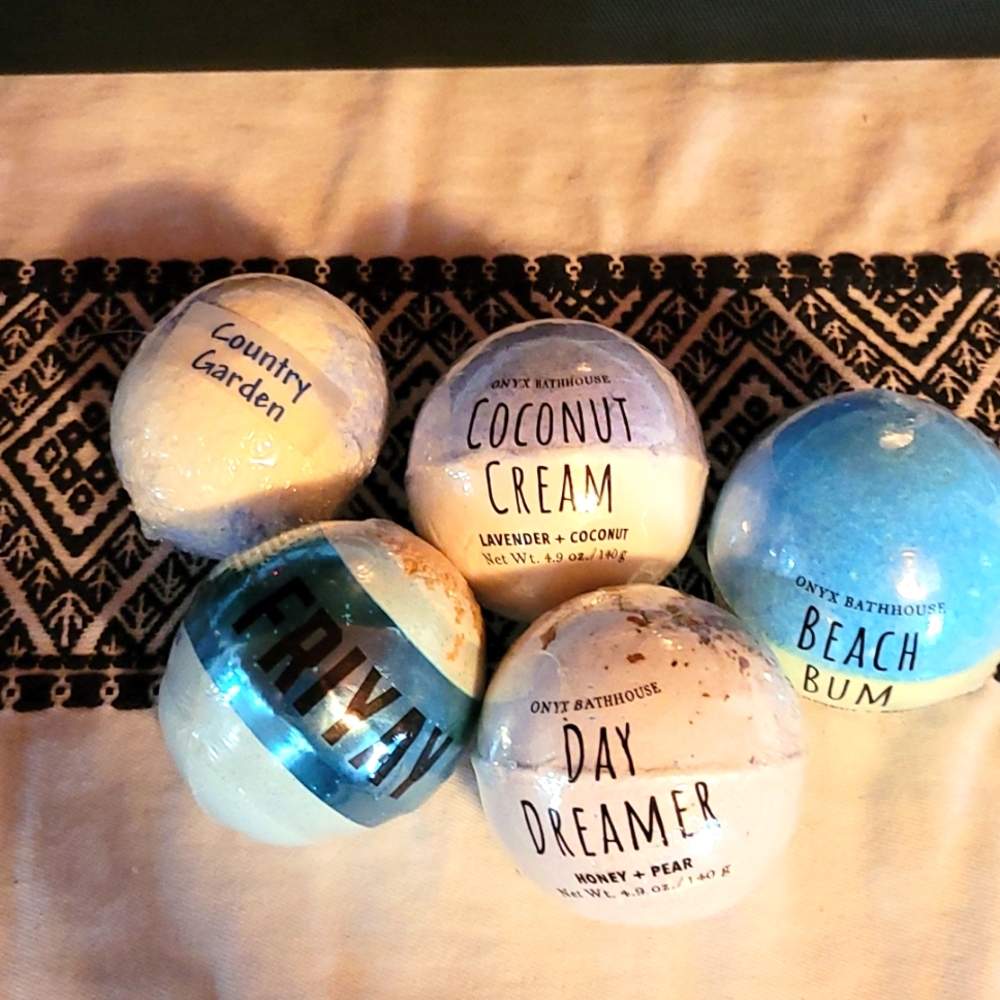 Bath bombs